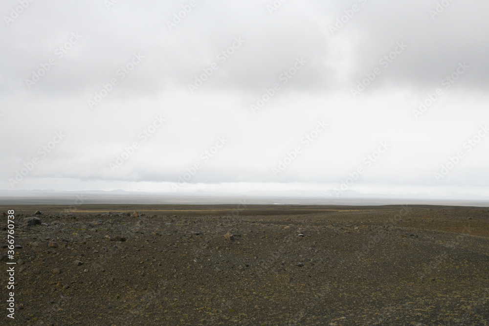 Obraz premium Tristes pur - Das Hochland von Island ist über weite Strecken eine mondähnliche Landschaft -angeblich wurde hier für die erste Mondlandung trainiert ( Apollomission unter Neals Armstrong )