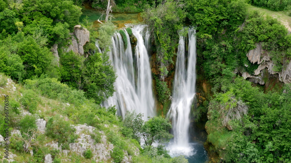 Blick auf die Wasserfälle im Nationalpark Krka, Kroatien Blick auf die Wasserfälle im Nationalpark Krka, Kroatien