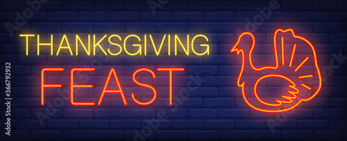 Photo Thanksgiving feast neon text with turkey