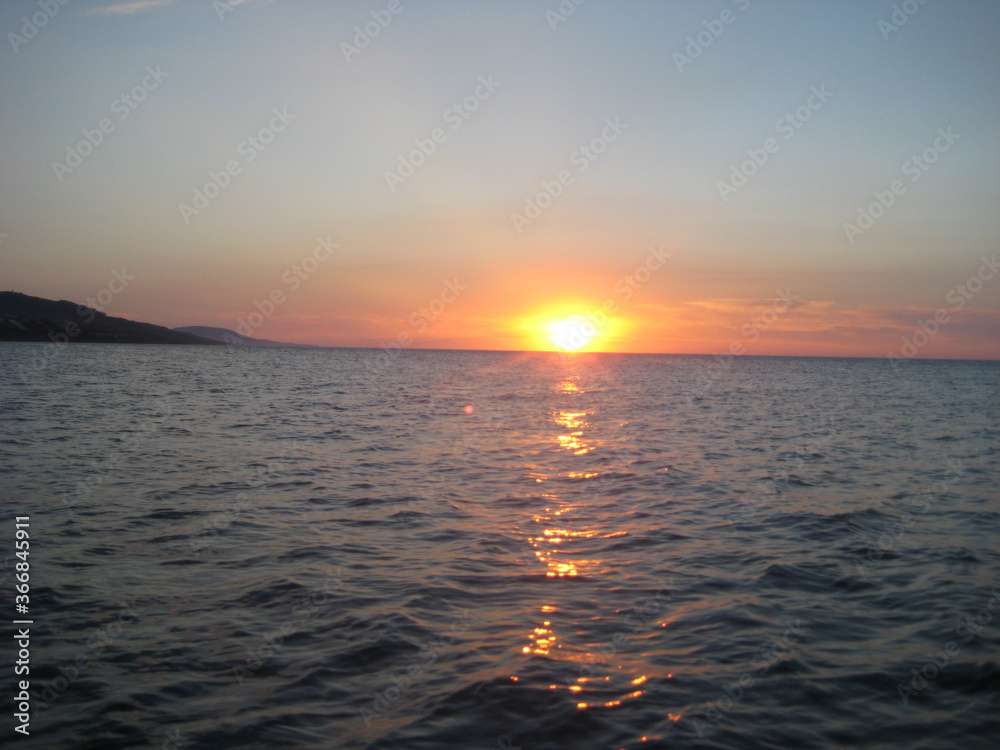 Fototapeta premium sunset in the sea