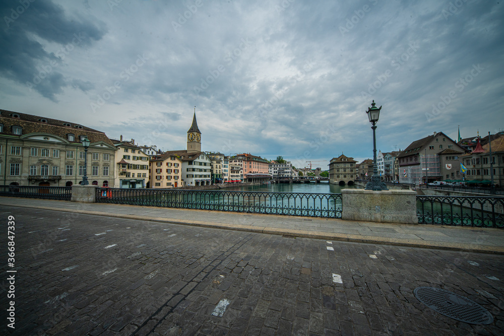 Obraz premium The bridges of Zurich over Limmat River - travel photography