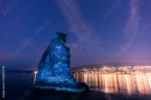 Siwash rock Stanley park with Neowish comet backgrounds photo
