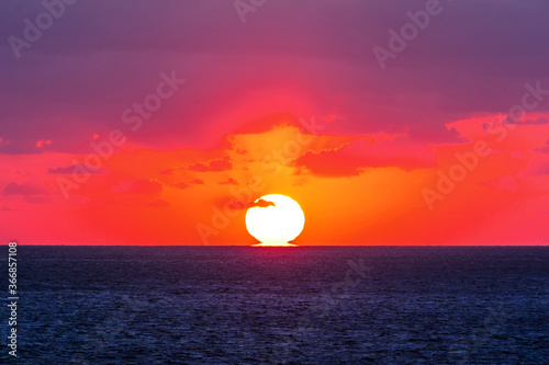 Fototapeta Naklejka Na Ścianę i Meble -  The fantastic and wonderful sunset Caribbean sea.