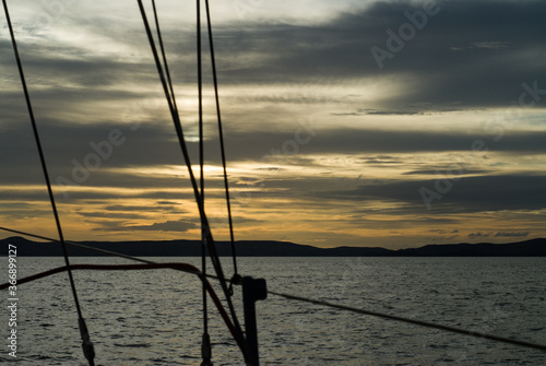 Navigation en voilier sur la Loza - Madagascar