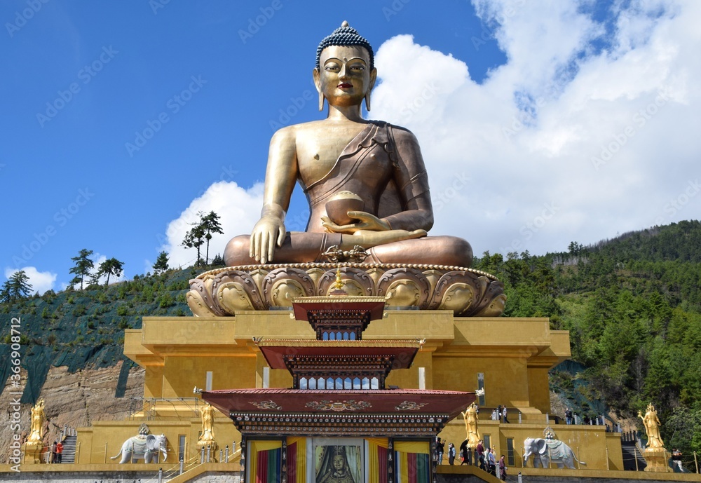 Fototapeta premium buddha statue in Buthan