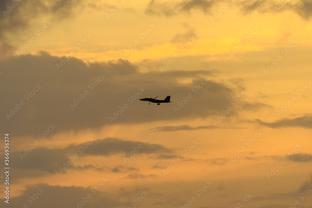 F-15 那覇 夕空