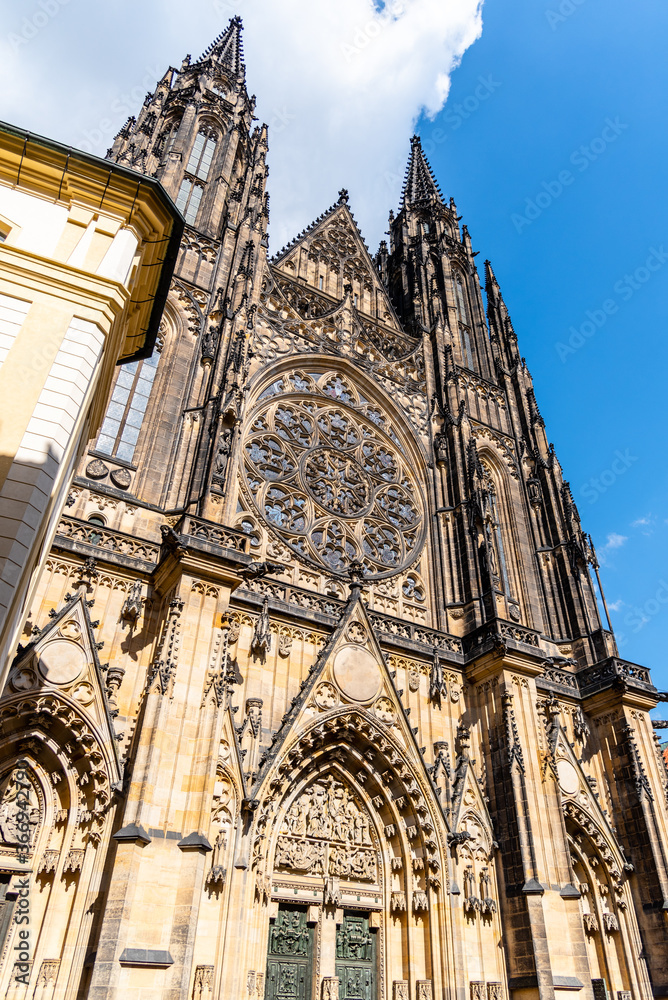 Fototapeta premium Front view of St. Vitus Cathedral in Prague Castle, Prague, Czech Republic.