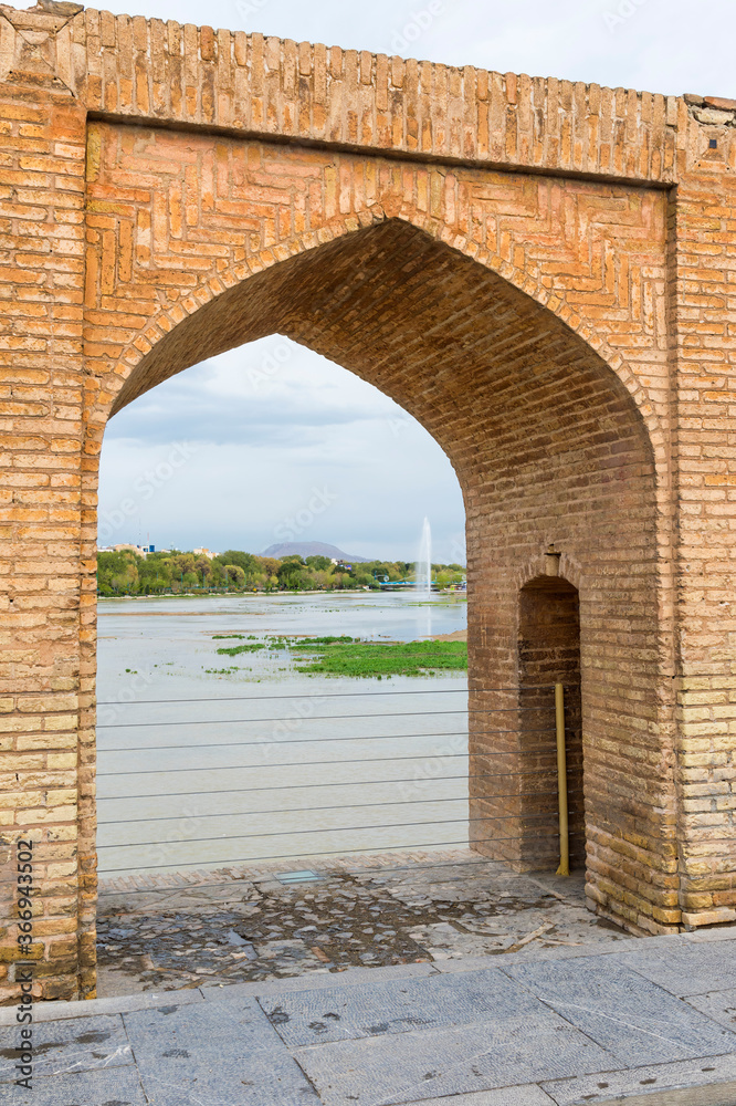 Arch detail, Si-o Se Pol bridge or Allahverdi Khan bridge over Zayanderud river, Esfahan, Iran