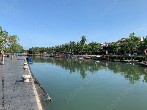 Quai d un canal    Hoi An  Vietnam