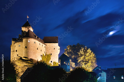 Burg FalkenbergBurg Falkenberg im Mondlicht bei Nacht zur blauen Stunde