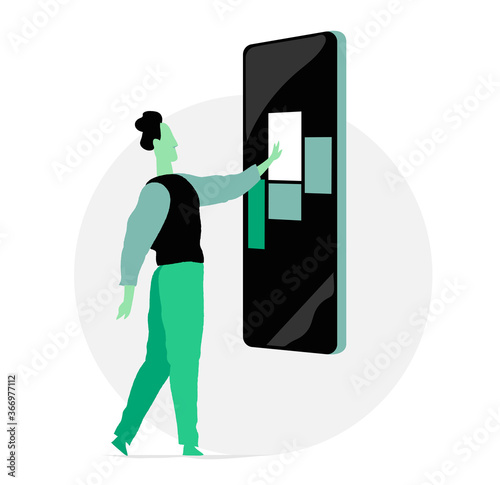 Uomo che interagisce con lo schermo touchscreen