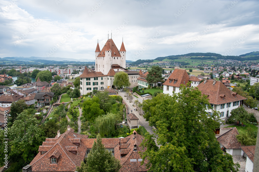 Thuner Schlossberg mit Schloss