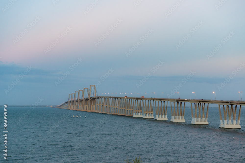 Puente sobre el Lago de Maracaibo 16