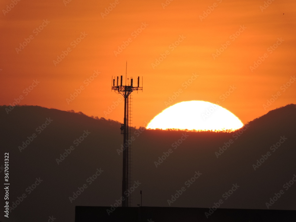 Obraz premium sunset in the mountains in brazil
