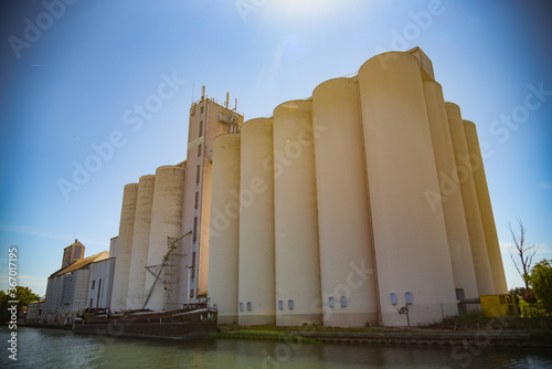 factory in seine et marne photo