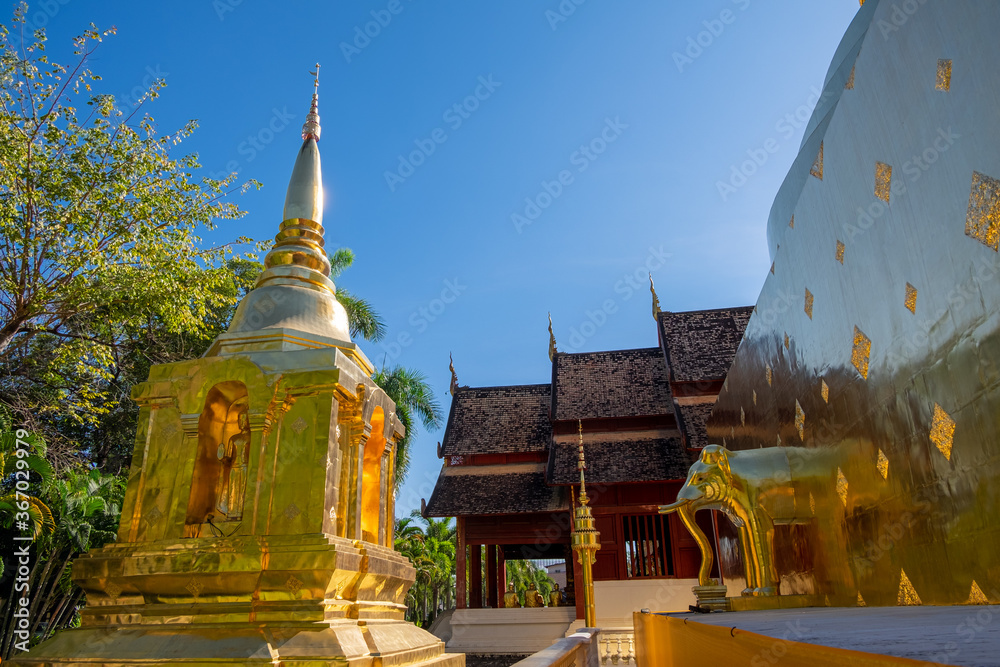 Fototapeta premium Wat Phra Singh in Chiang Mai, Thailand