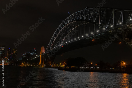 Night panoramic cityscape from Sidney harbour bridge on february, 2018 © Adrian Martinez ph