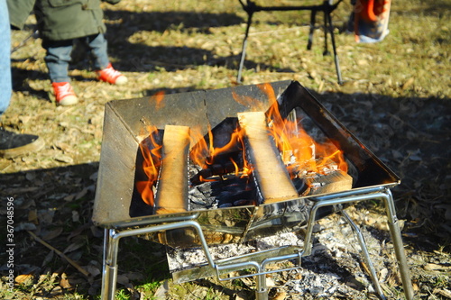 キャンプ
野営
Camp
焚き火
デザート

