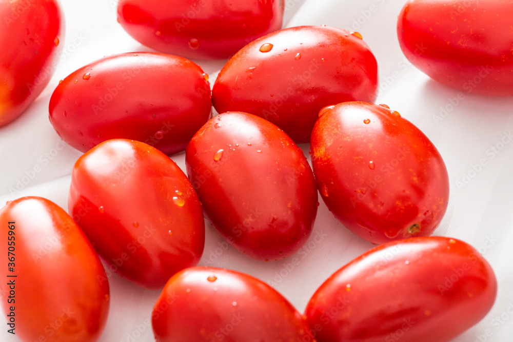 Little tomato cherry tomatoes