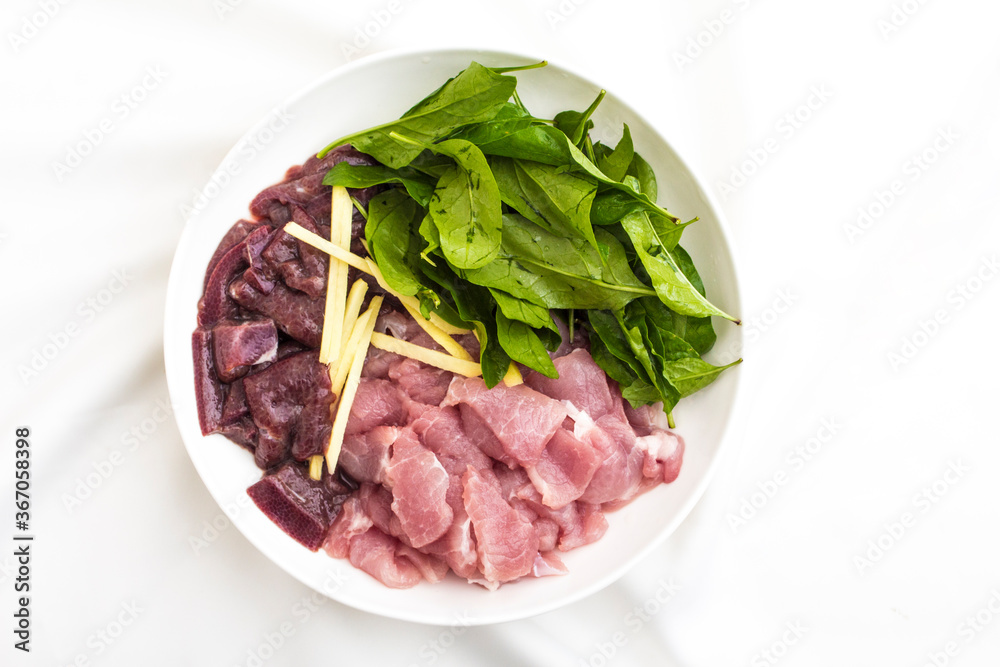 Pork liver lean meat medlar soup ingredients static