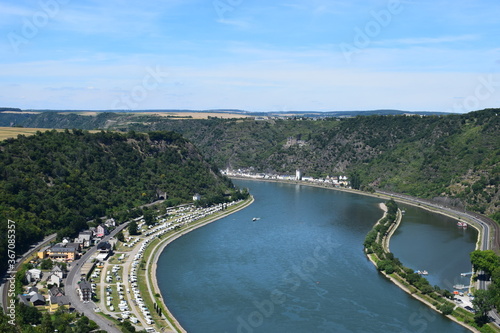 Mittelrheintal bei St. Goar und der Loreley photo