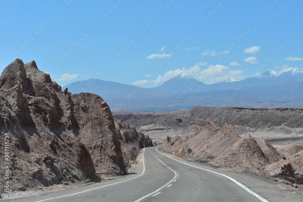 Carretera por el desierto de San Pedro de Atacama