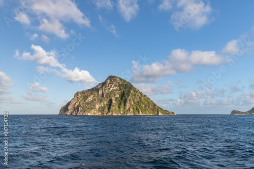 Uninhabited islands near Carriacou, Grenada © Dmitry Tonkopi