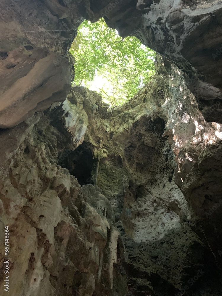 Grotte de la mort à Battambang, Cambodge
