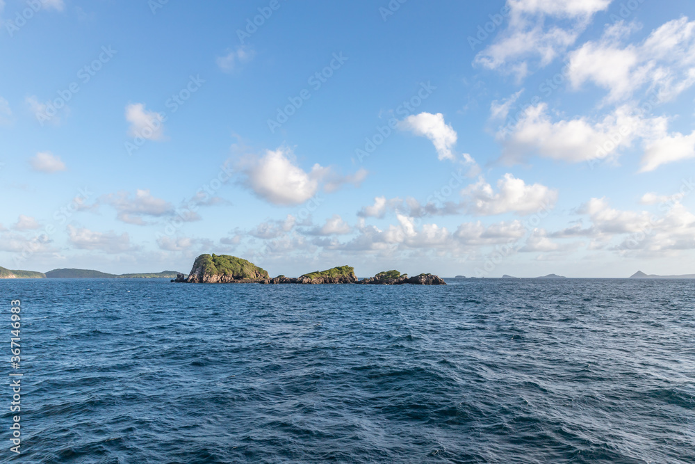 Uninhabited islands near Carriacou, Grenada Uninhabited islands near Carriacou, Grenada