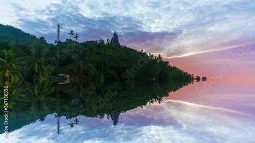 Time Lapse : Aur Island,Province Of Johor,Malaysia During Sunrise. HD