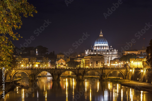 Ponte Vittorio Emanuele II, Rome