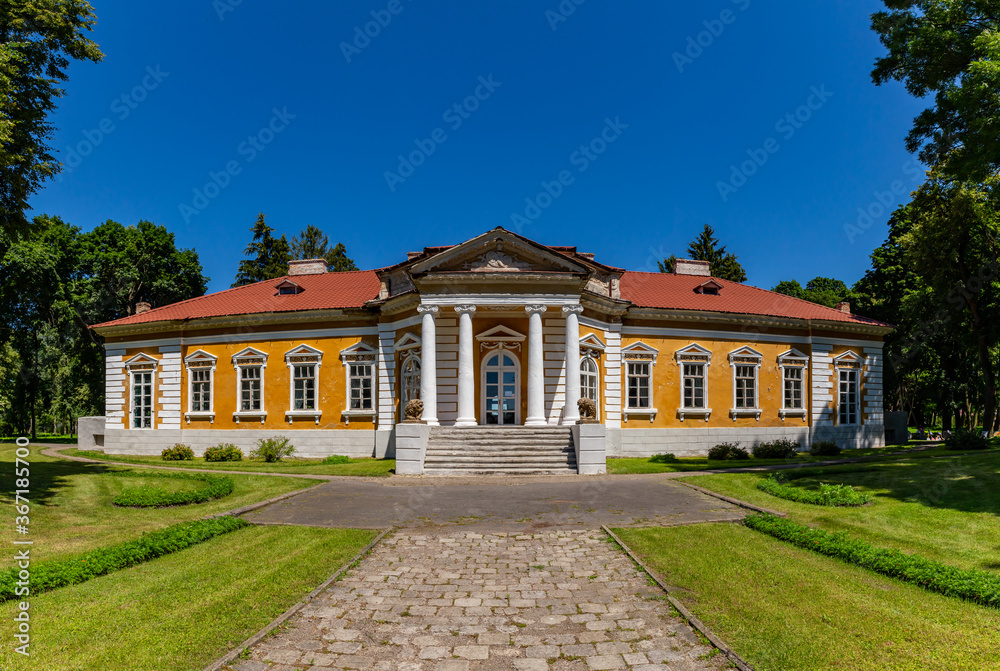 A beautiful and picturesque palace in Samchiky. Travel by Ukraine..