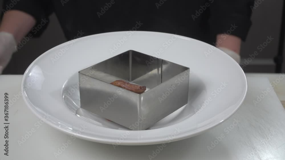 En-plantando plato de restaurante