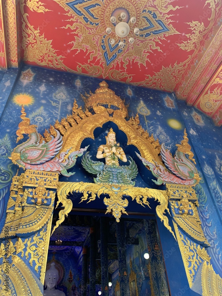 Porte du temple bleu à Chiang Rai, Thaïlande