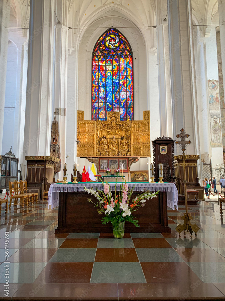 big altar of the Marienkirche in Danzig