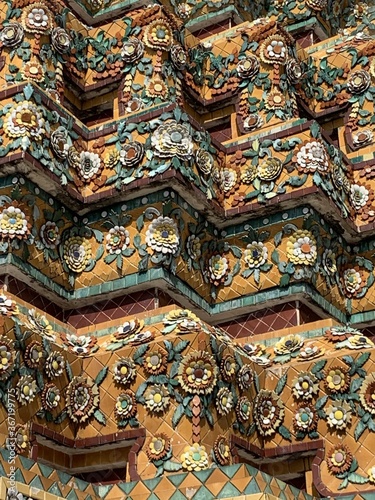Wallpaper Mural Mosaïques du Wat Pho à Bangkok, Thaïlande Torontodigital.ca
