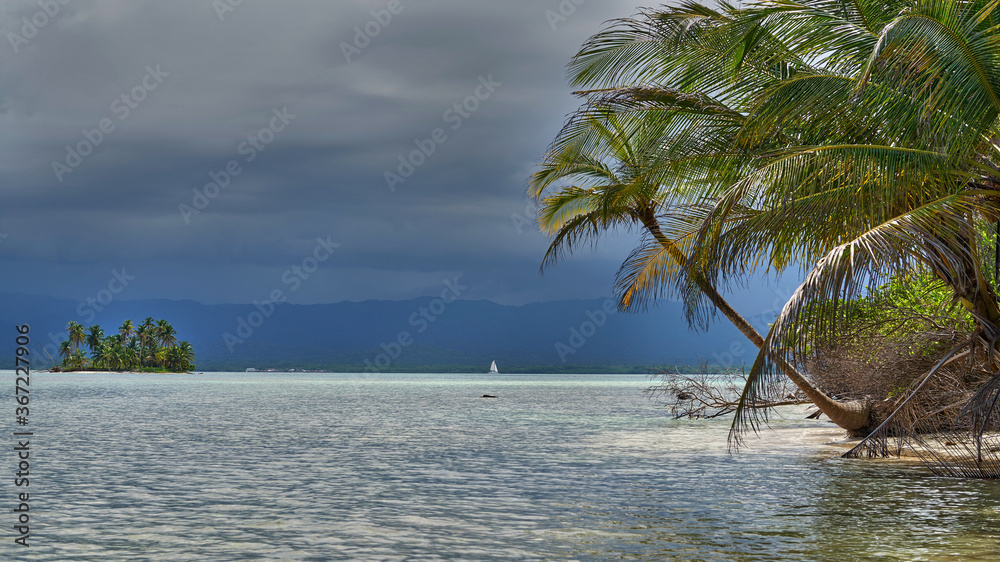 Paradise uninhabited island of archipelago San Blas in Caribbean sea , Panama Paradise uninhabited island of archipelago San Blas in Caribbean sea , Panama