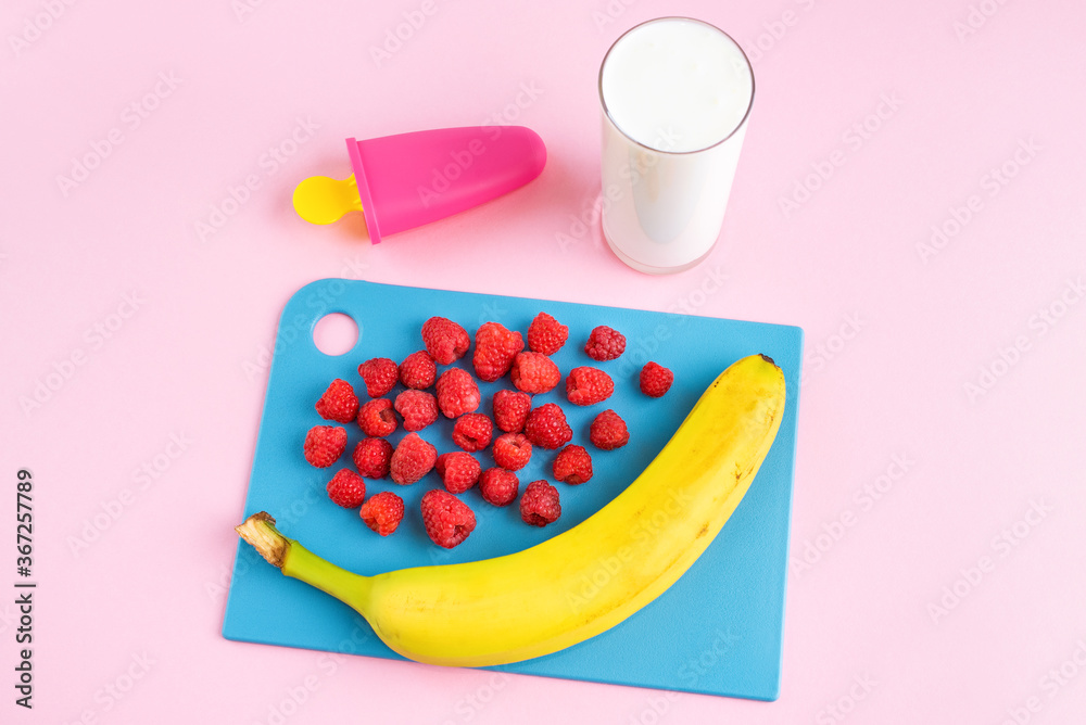 Step by step instruction. Homemade raspberry ice cream. Step 1. Prepare