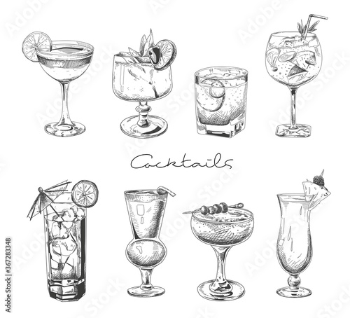 Hand drawn cocktail. Alcoholic drinks in glasses. Sketch juice, margarita martini. Cocktail with rum, gin whiskey vector set.