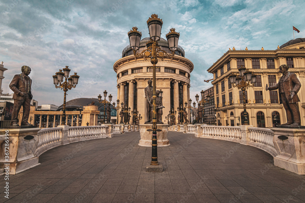 Fototapeta premium Art Bridge of Skopje