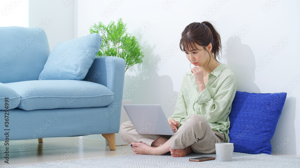 女性 女性