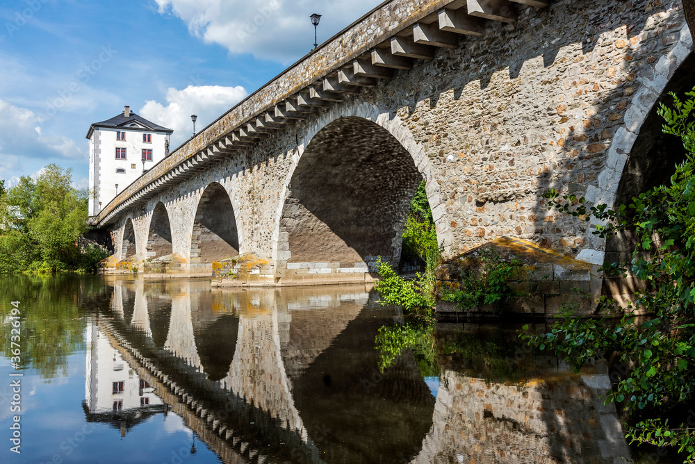 Fototapeta premium Alte Lahnbrücke in Limburg