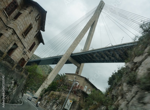 Wallpaper Mural bridge in the city Torontodigital.ca