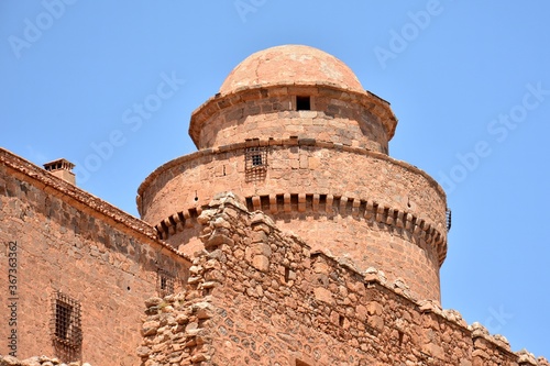 Detalle de las torres del castillo de la Calahorra en Granada, España