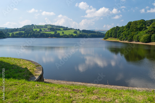 Damflask reservoir, Sheffield, South Yorkshire, England, UK
