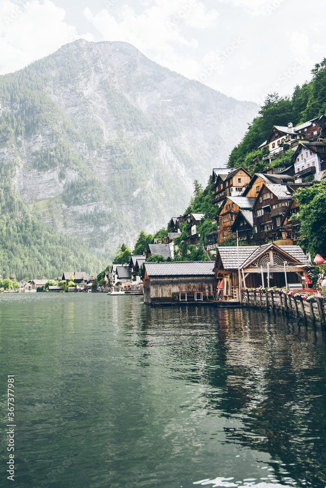 Fototapeta premium landscape view of hallstatt city in austrian alps