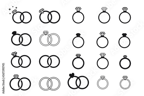 Wedding Ring With Diamond icon vector