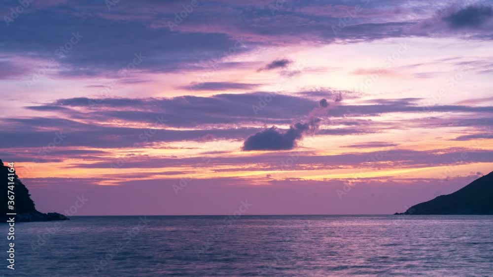 Amazing Dramatic sunset sky over tropical sea Beautiful light of nature landscape Time Lapse video Amazing Dramatic sunset sky over tropical sea Beautiful light of nature landscape Time Lapse video