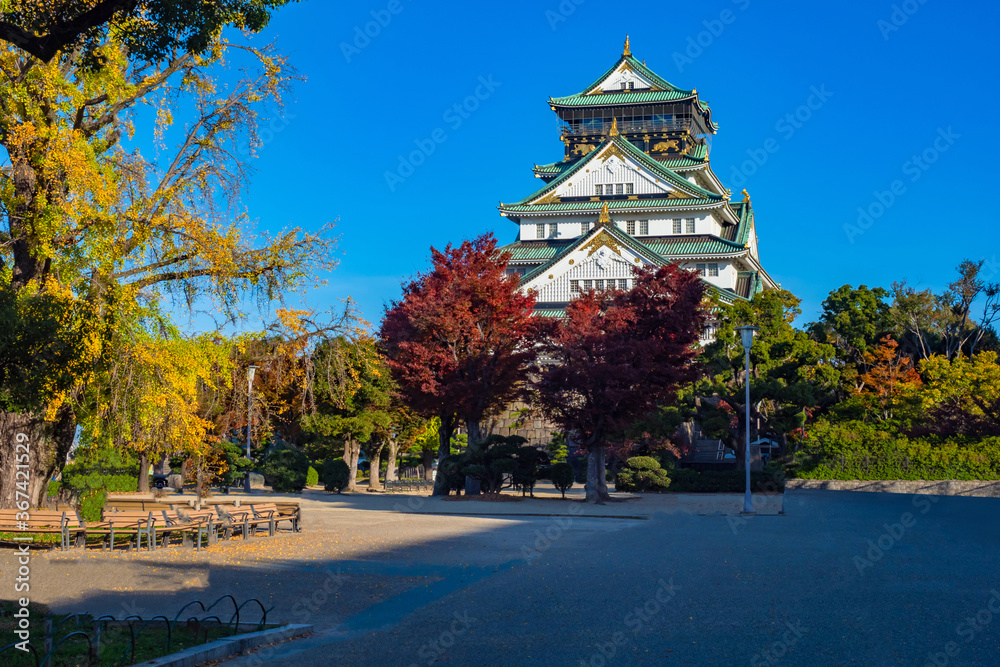 Japan. Osaka. The Osaka castle. Five-storey samurai castle. Osaka business card. The largest castles in Japan. History of Japan. Travel to East Asia. Guide to the countries of Asia. Japan. Osaka. The Osaka castle. Five-storey samurai castle. Osaka business card. The largest castles in Japan. History of Japan. Travel to East Asia. Guide to the countries of Asia.