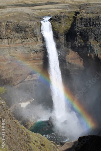 Einzigartiger Ha  foss Wasserfall im Hochland von Island